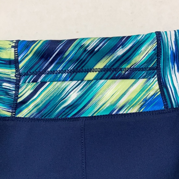 NWT Reebok Athletic Shorts - Picture 4 of 8